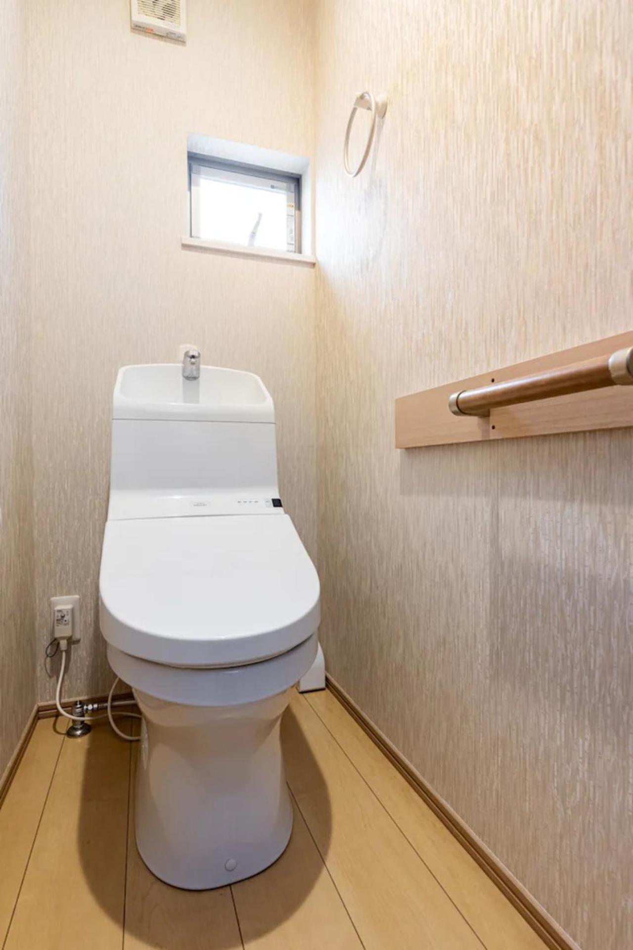 Skytreehotelー浅草まで電車乗車7分でスカイツリーまで電車乗車3分さらに空港から直通です12名までの一軒家の3ldkの7年で綺麗駐車場付 Apartment Tokyo